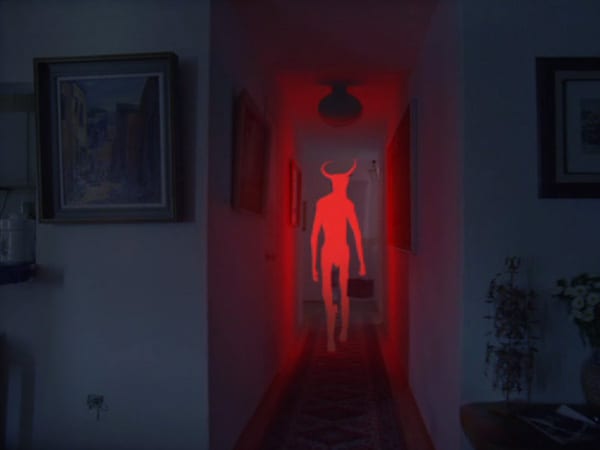 Post Tenebras Lux, el demonio vuelve de trabajar cansado