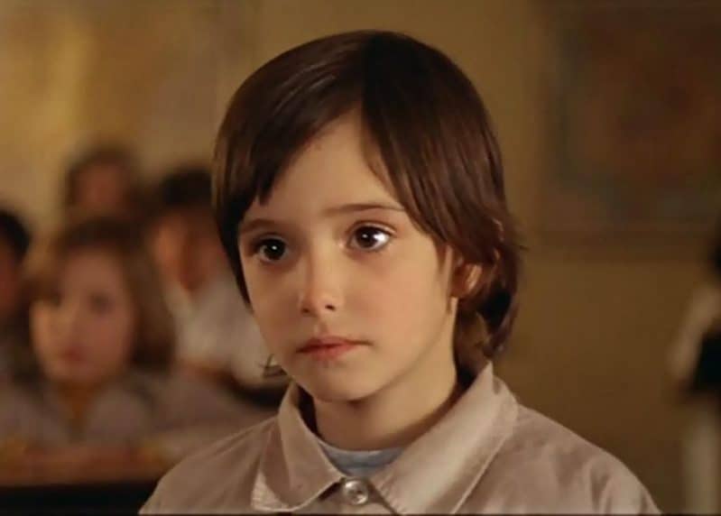 La niña que confunde a un maquis con un monstruo de cine, en clase