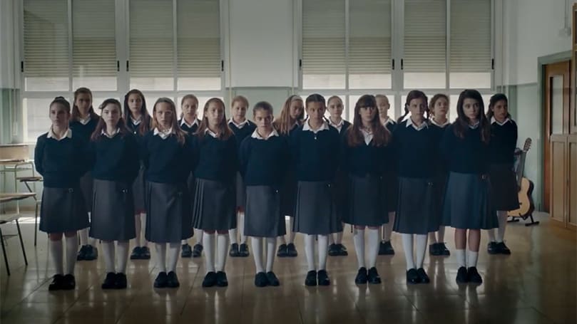 El coro de niñas de la película