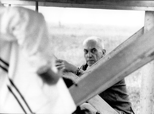 Retrato en un piso alto sin acabar de construir