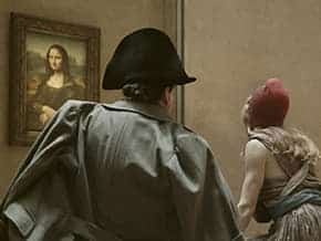 Napoleón y la Libertad contemplan la Mona Lisa de Da Vinci