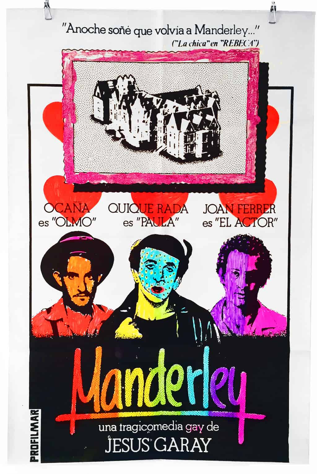 El cartel con los rostros de los tres protagonistas con colores vistosos pintados encima
