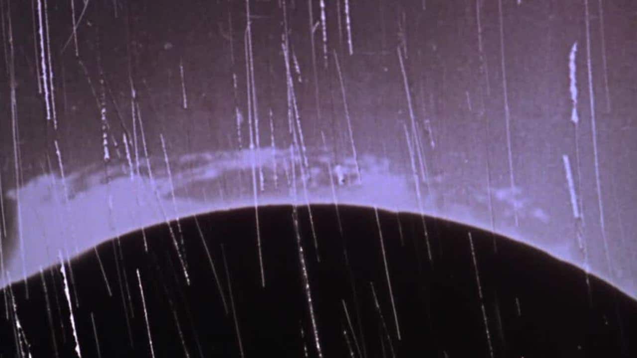 Imagen procesada y rallada de la corteza solar